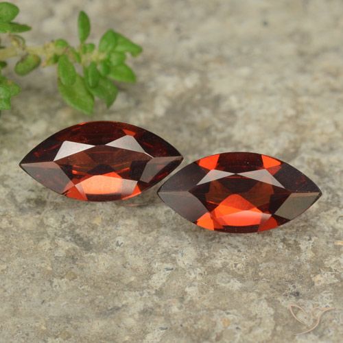 1.71ctw Natural Rojo grosella Granate piropo, Marquesa, VVS-VS