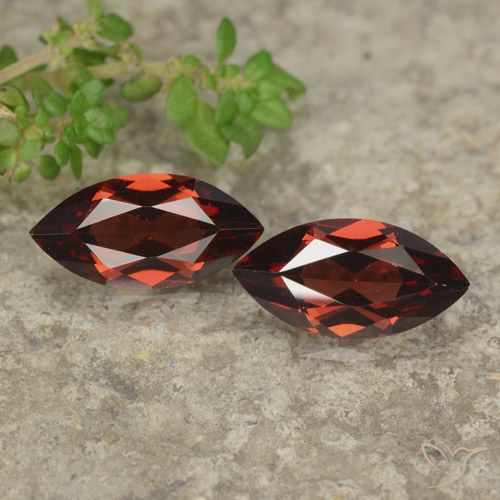 2.41ctw Natural Rojo claro Granate piropo, Marquesa, VVS-VS