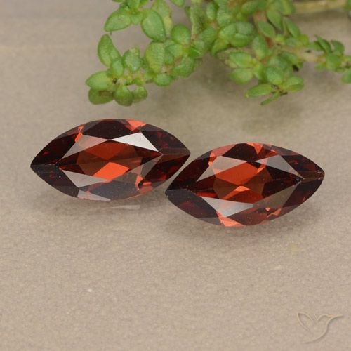 2.29ctw Natural Rojo merlot Granate piropo, Marquesa, VVS-VS