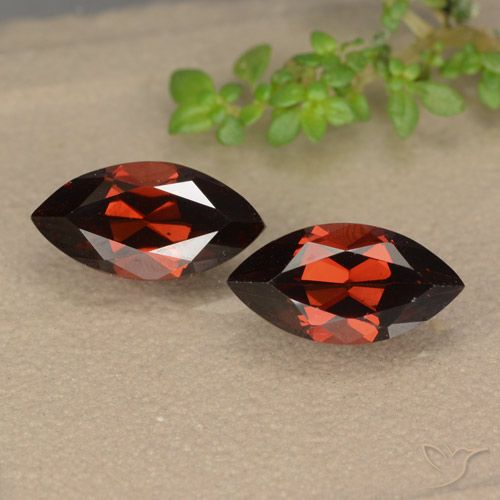 2.97ctw Natural Rojo oscuro Granate piropo, Marquesa, VVS