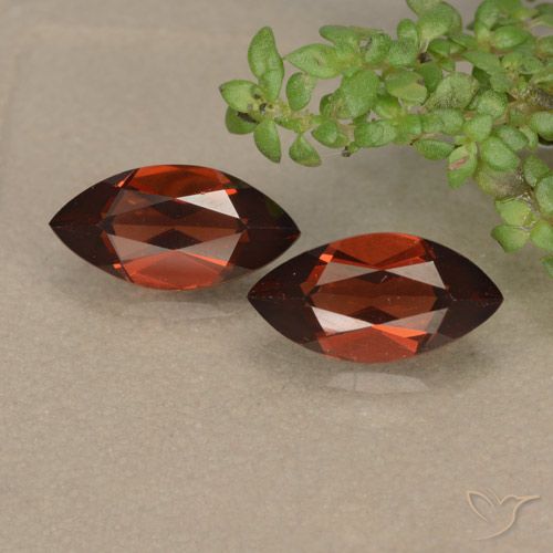 2.60ctw Natural Rojo medio Granate piropo, Marquesa, VVS-VS