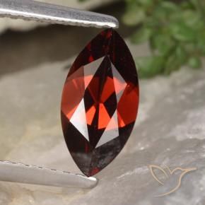 Granate piropo Rojo medio natural de 1.28 ct, Marquesa, VVS-VS