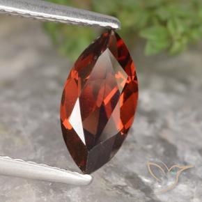Granate piropo Rojo oscuro natural de 1.36 ct, Marquesa, VVS-VS