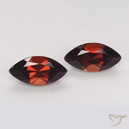 2.42ctw Natural Rojo oscuro Granate piropo, Marquesa, VVS-VS