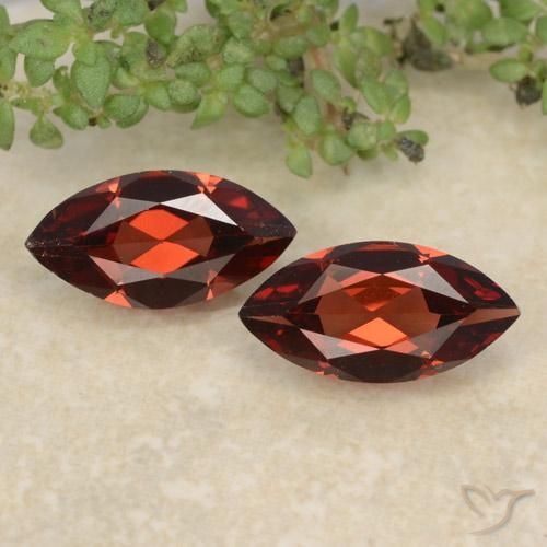 2.21ctw Natural Rojo intenso Granate piropo, Marquesa, VVS-VS
