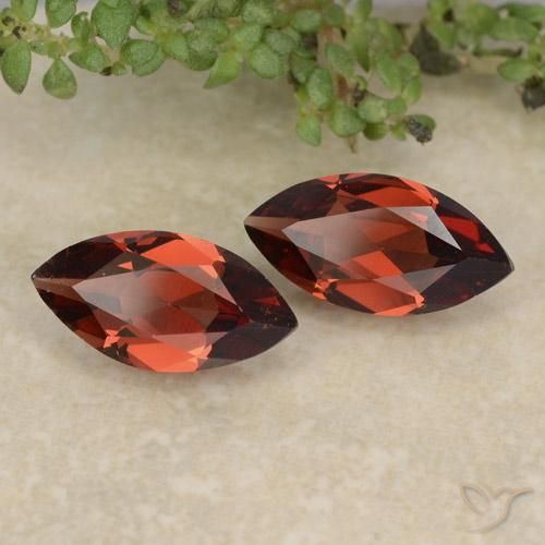 Gemas de Granate piropo Rojo intenso natural de 2.21 ct, Marquesa, VVS-VS