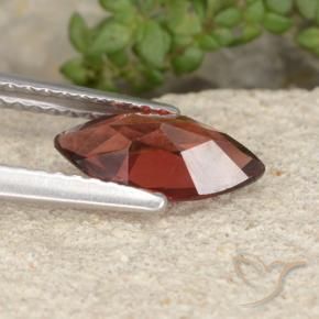Granate piropo Rojo oscuro natural de 1.16 ct, Marquesa, VVS-VS