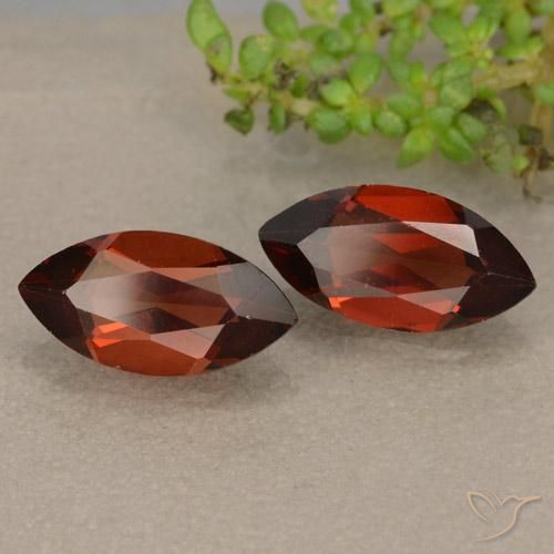Gemas de Granate piropo Rojo sangre intenso natural de 2.58 ct, Marquesa, VVS-VS