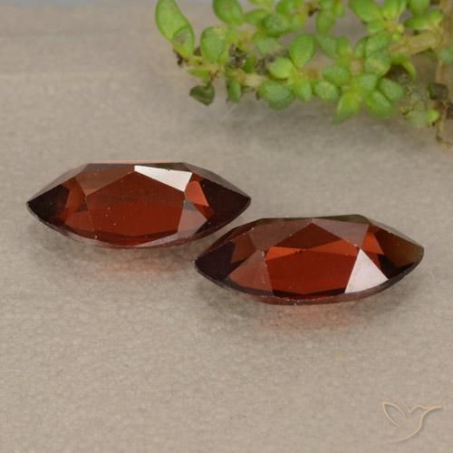 Gemas de Granate piropo Rojo sangre intenso natural de 2.58 ct, Marquesa, VVS-VS