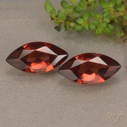 1.77ctw Natural Rojo escarlata Granate piropo, Marquesa, VVS-VS