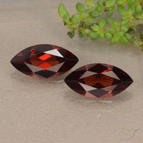 2.27ctw Natural Rojo sangría Granate piropo, Marquesa, VVS-VS