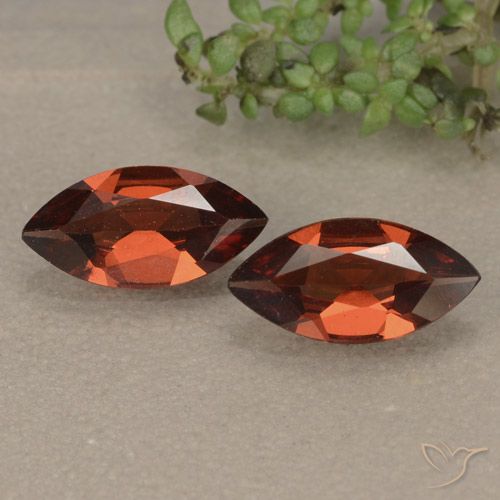 1.82ctw Natural Rojo medio Granate piropo, Marquesa, VVS-VS