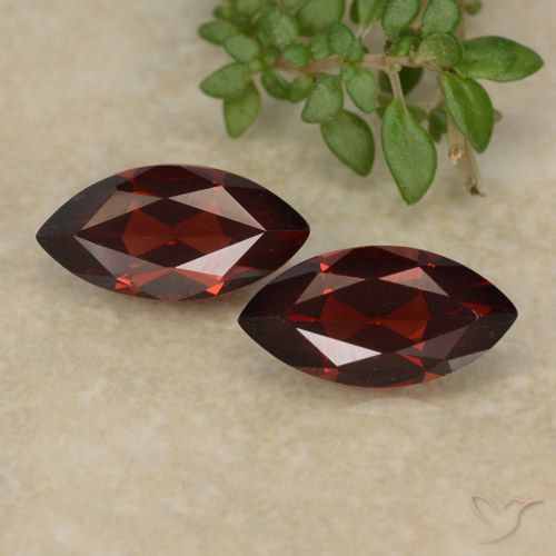 2.76ctw Natural Rojo sangría Granate piropo, Marquesa, VVS-VS