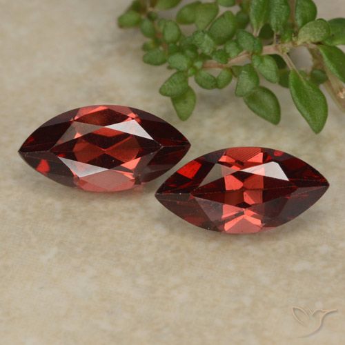 2.25ctw Natural Rojo escarlata intenso Granate piropo, Marquesa, VVS-VS