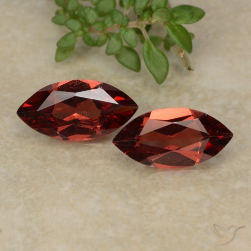 2.17ctw Natural Rojo escarlata Granate piropo, Marquesa, VVS-VS