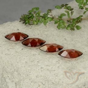 Gemas de Granate piropo Rojo medio natural de 4.64 ct, Marquesa, VS