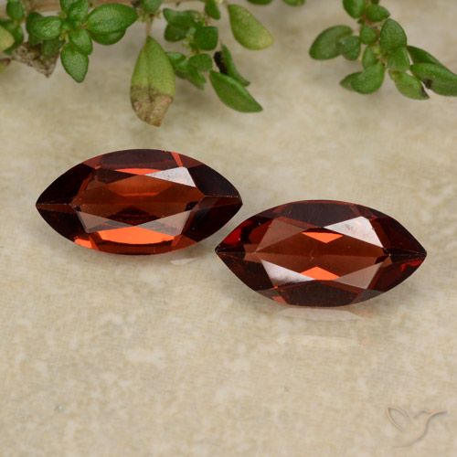 2.09ctw Natural Rojo medio Granate piropo, Marquesa, VVS-VS