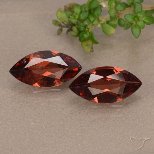 2.06ctw Natural Rojo escarlata intenso Granate piropo, Marquesa, VVS-VS