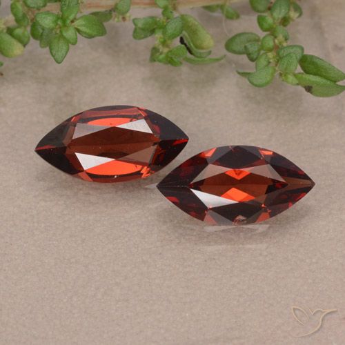 2.18ctw Natural Rojo oscuro Granate piropo, Marquesa, VVS-VS