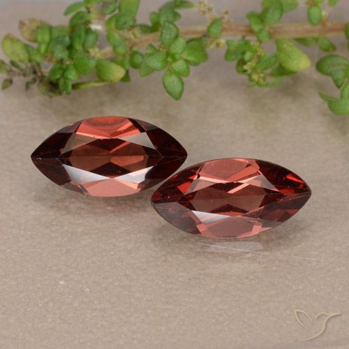 2.54ctw Natural Rojo oscuro Granate piropo, Marquesa, VVS-VS