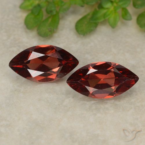 2.15ctw Natural Rojo oscuro Granate piropo, Marquesa, VVS-VS