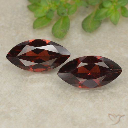 2.35ctw Natural Rojo oscuro Granate piropo, Marquesa, VVS-VS