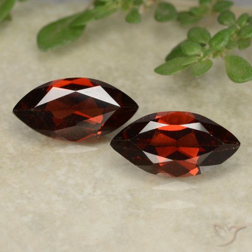 2.32ctw Natural Rojo sangría Granate piropo, Marquesa, VVS-VS