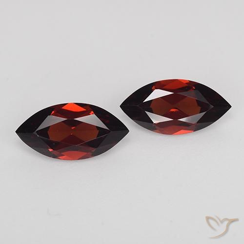 2.31ctw Natural Rojo oscuro Granate piropo, Marquesa, VVS-VS