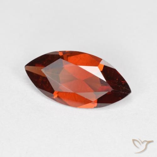 Granate piropo Rojo oscuro natural de 1.12 ct, Marquesa, VS