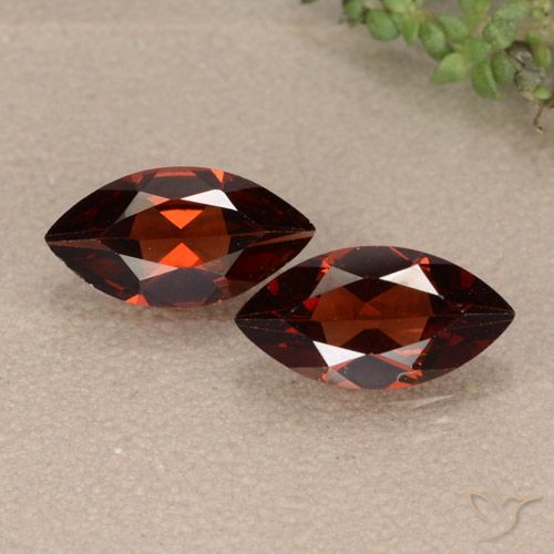2.30ctw Natural Rojo sangría Granate piropo, Marquesa, VVS-VS
