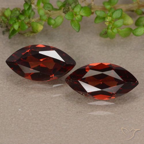 2.27ctw Natural Rojo sangría Granate piropo, Marquesa, VS