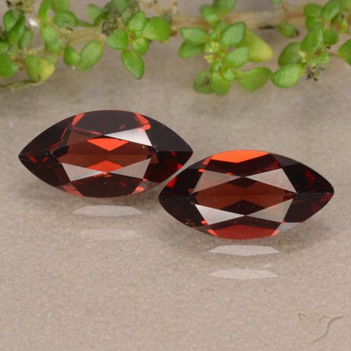 2.54ctw Natural Rojo escarlata intenso Granate piropo, Marquesa, VVS-VS
