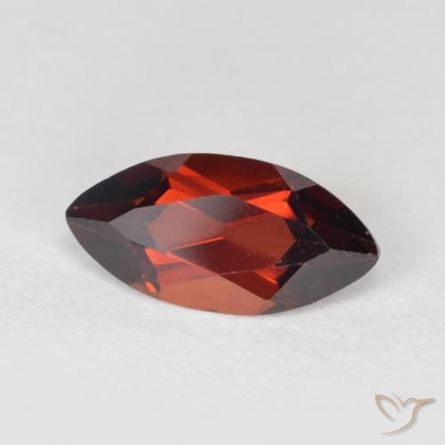 Granate piropo Rojo oscuro natural de 1.21 ct, Marquesa, VVS-VS