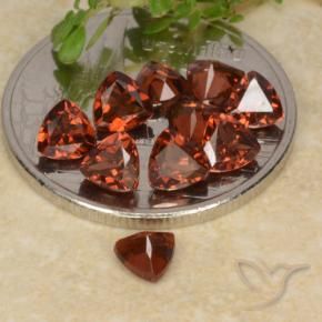Gemas de Granate piropo Rojo oscuro natural de 2.91 ct, Trillón, VS