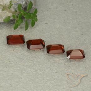 Gemas de Granate piropo Rojo sangría natural de 3.09 ct, Corte Octágono / Esmeralda, VS