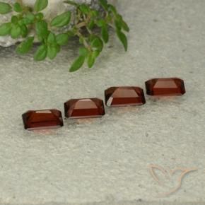 Gemas de Granate piropo Rojo oscuro natural de 2.49 ct, Corte Octágono / Esmeralda, VS