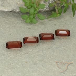 Gemas de Granate piropo Rojo oscuro natural de 1.81 ct, Corte Octágono / Esmeralda, VS