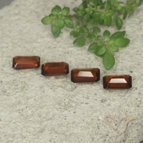 Gemas de Granate piropo Rojo medio natural de 2.16 ct, Corte Octágono / Esmeralda, VS