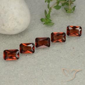 Gemas de Granate piropo Rojo oscuro natural de 2.93 ct, Corte Octágono / Esmeralda, VVS-VS