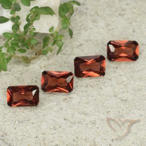 Gemas de Granate piropo Rojo oscuro natural de 2.17 ct, Corte Octágono / Esmeralda, VVS-VS
