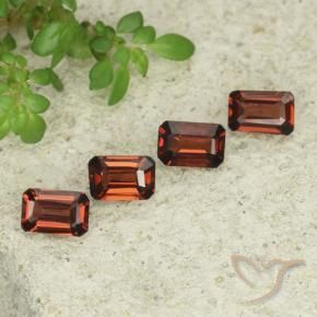 Gemas de Granate piropo Rojo oscuro natural de 1.85 ct, Corte Octágono / Esmeralda, VS