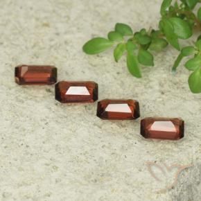 Gemas de Granate piropo Rojo oscuro natural de 1.85 ct, Corte Octágono / Esmeralda, VS