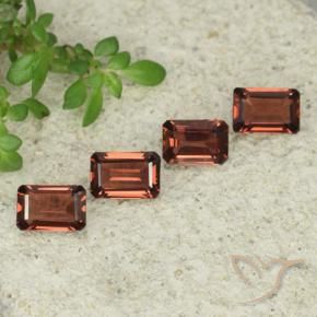 Gemas de Granate piropo Rojo oscuro natural de 2.65 ct, Corte Octágono / Esmeralda, VS