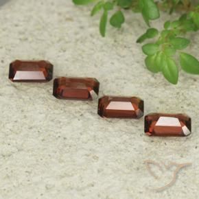Gemas de Granate piropo Rojo oscuro natural de 2.15 ct, Corte Octágono / Esmeralda, VS