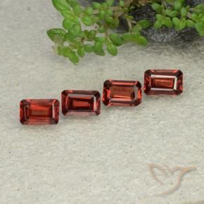 Gemas de Granate piropo Rojo oscuro natural de 2.45 ct, Corte Octágono / Esmeralda, VS