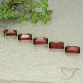 Gemas de Granate piropo Rojo escarlata natural de 2.94 ct, Corte Octágono / Esmeralda, VS