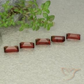 Gemas de Granate piropo Rojo escarlata natural de 2.42 ct, Corte Octágono / Esmeralda, VS