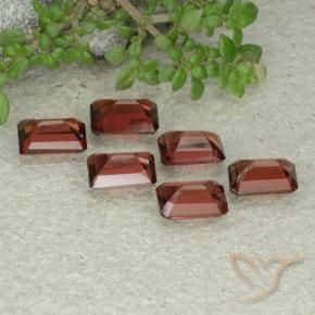 Gemas de Granate piropo Rojo oscuro natural de 4.10 ct, Corte Octágono / Esmeralda, VS