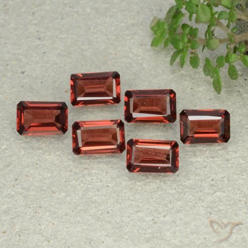Gemas de Granate piropo Rojo oscuro natural de 3.41 ct, Corte Octágono / Esmeralda, VS
