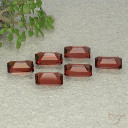 Gemas de Granate piropo Rojo oscuro natural de 3.41 ct, Corte Octágono / Esmeralda, VS